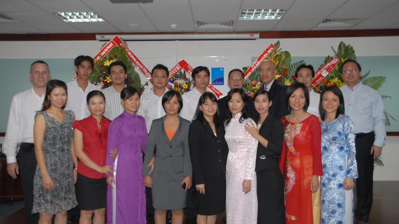 Lý Quốc Tân trong thời gian làm việc tại Fides