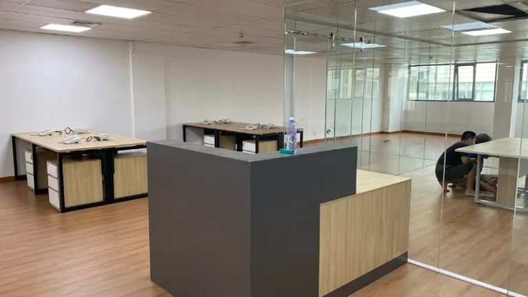 Báo giá thi công nội thất văn phòng cần xem rõ từng hạng mục thi công