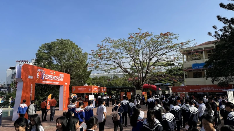Lắp đặt WiFi sự kiện cho ngày hội tuyển sinh Đại học FPT