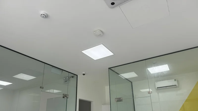 Access Point lắp trần thực tế – Giải pháp WiFi cho nhà nhiều tầng sử dụng dây LAN.